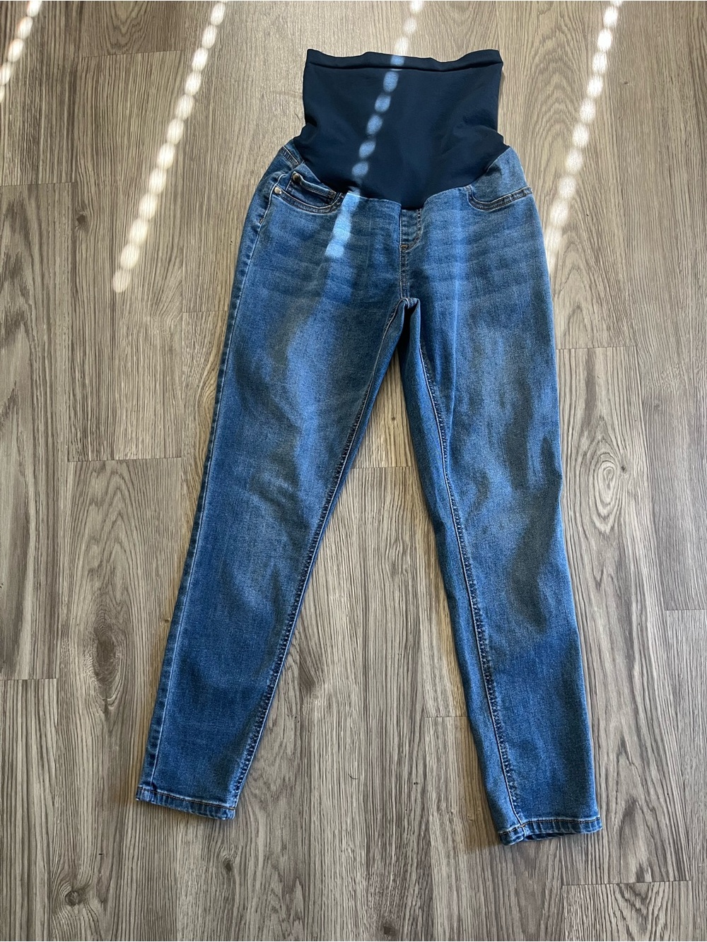 Motherhood maternity jeans